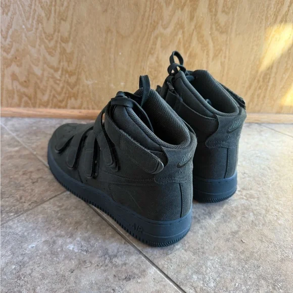 Billie Eilish Nike Air Force 1 High ‘07 SP Forest Green - Picture 3 of 6